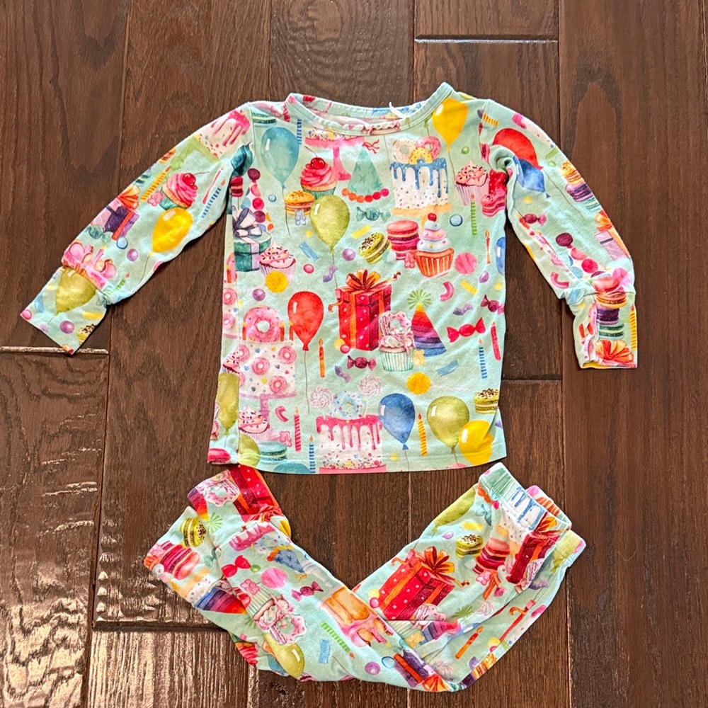 Adorable Posh Peanut “happy birthday” pajamas